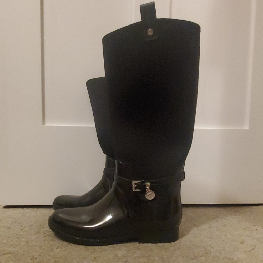 neoprene and rubber rain boots